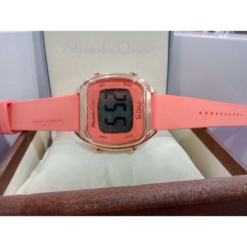 alexandrechristie9335LH