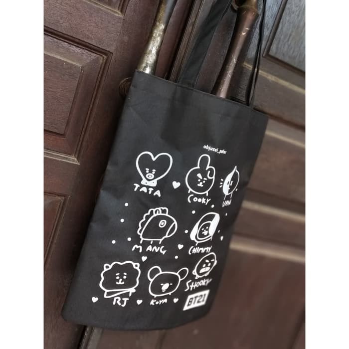 

Totebag Kanvas 22x30 Custom - Tas Souvenir Kanvas Sablon