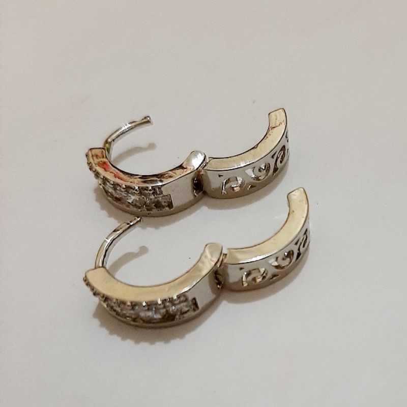 anting wanita/perhiasan wanita/aksesoris wanita