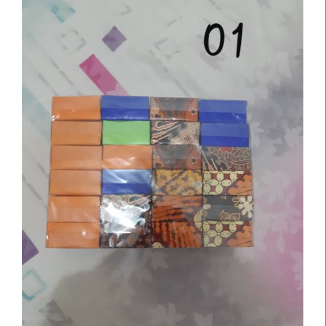 

BOX SOUVENIR 1 PACK ISI 24PCS