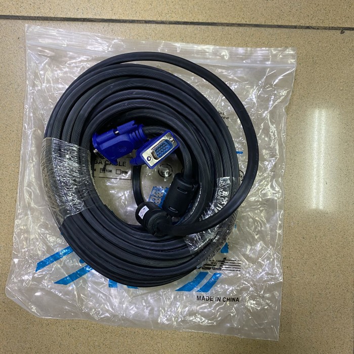 Kabel VGA 15M Male 3+4 Cable VGA 15 Meter - original kabel VGA