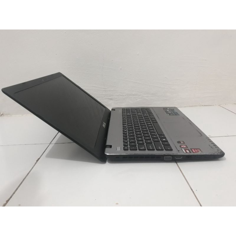 Laptop Asus X550ZE AMD A10 RAM 4 HDD 1 TB DUAL VGA Gaming Editing Design