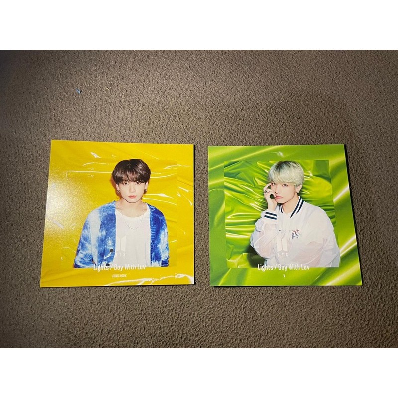 FLYER CHANGING JACKET LIGHTS TAEHYUNG JUNGKOOK OFFICIAL BTS PHOTOCARD POSTCARD