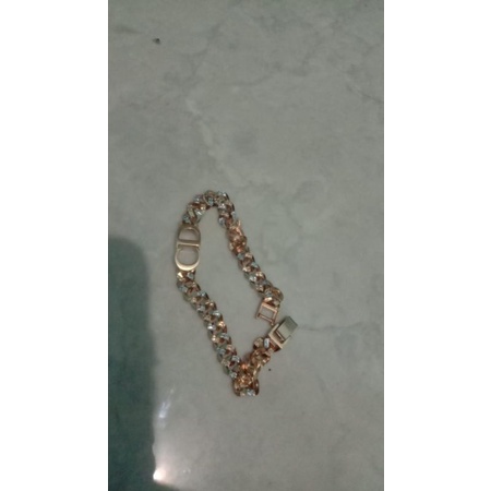 Gelang Cristian Dior Emas 70%
