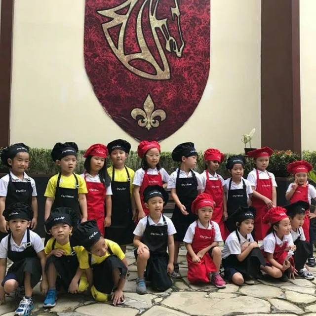 Celemek Apron Anak, Celemek Bordir Nama Logo,celemek anak SD dan TK,celemek anak anak