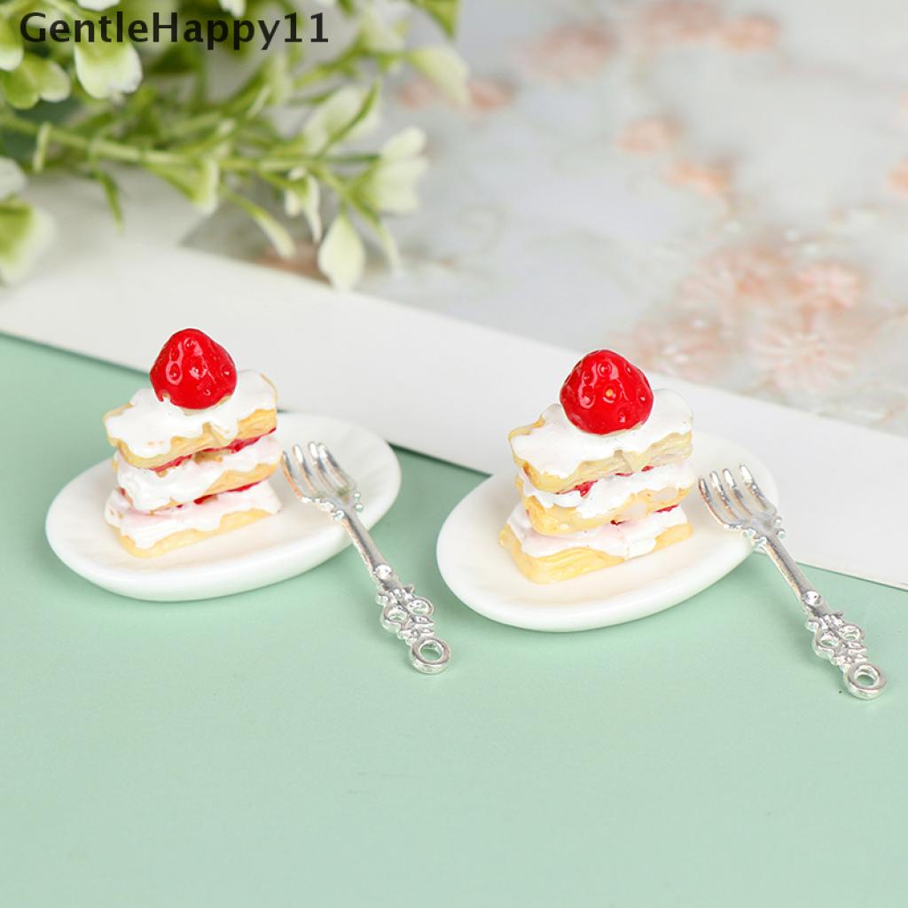 Gentlehappy 1 Set Mainan Miniatur Piring Kue Strawberry + Garpu Skala 1: 12 Untuk Dekorasi Dapur Rumah Boneka