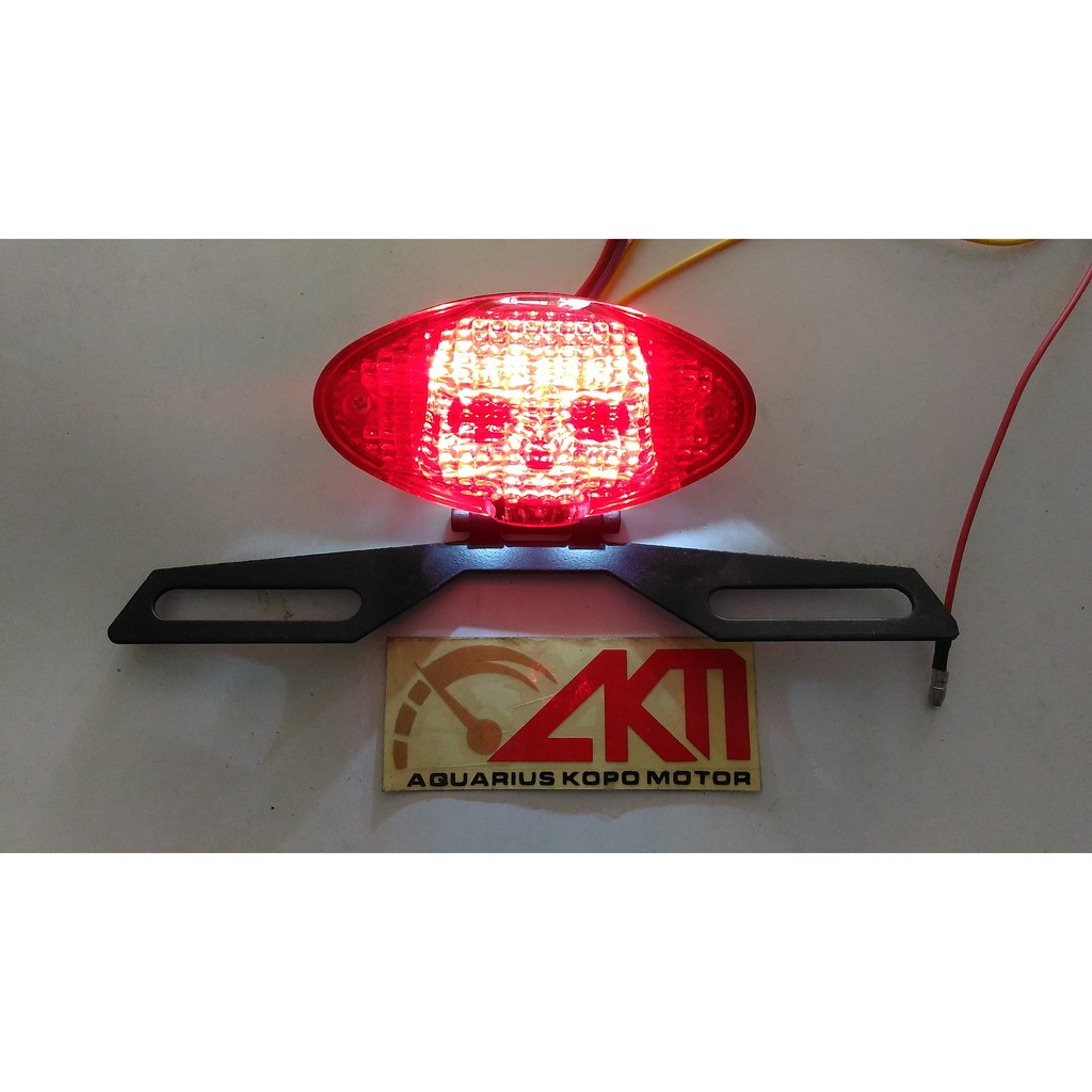 Lampu Rem Sen Belakang Tengkorak dengan Bracket Dudukan Stop Lamp LED