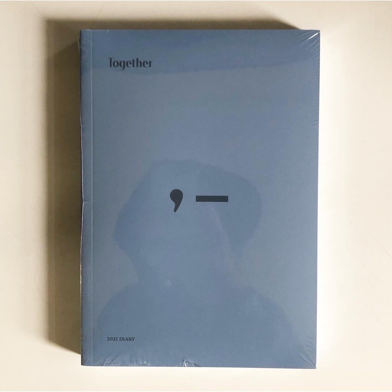 diary cnblue 2021 season’s greetings photobook album photocard yonghwa minhyuk jungshin