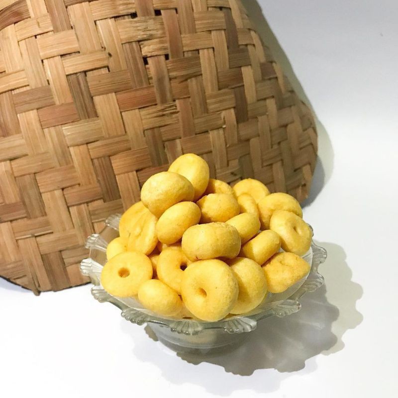 

alen alen khas trenggalek SNACK LEBARAN KILOAN MURAH LENGKAP