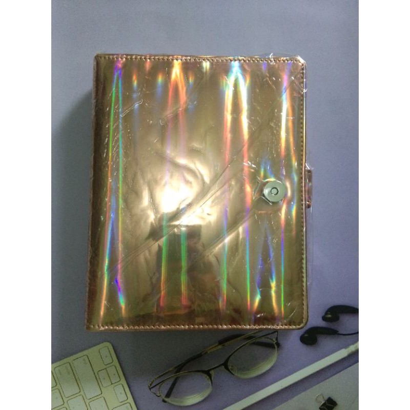 

Binder Hologram Premium A5 (20 ring) B5 (26 ring)