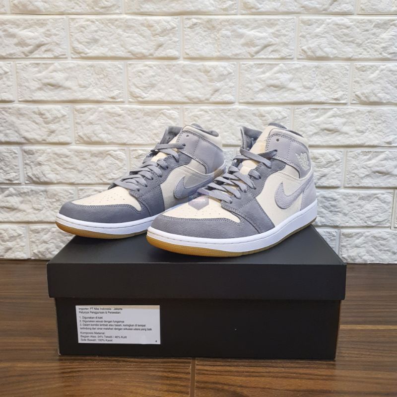 NIKE AIR JORDAN 1 MID SE COCONUT MILK PARTICLE GREY