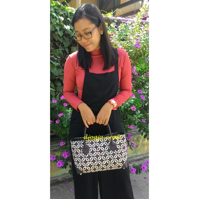 Tas Vinil Batik Kawung Coklat Tua - Medium