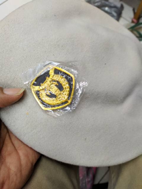 BARET FKPPI DAN EMBLEM