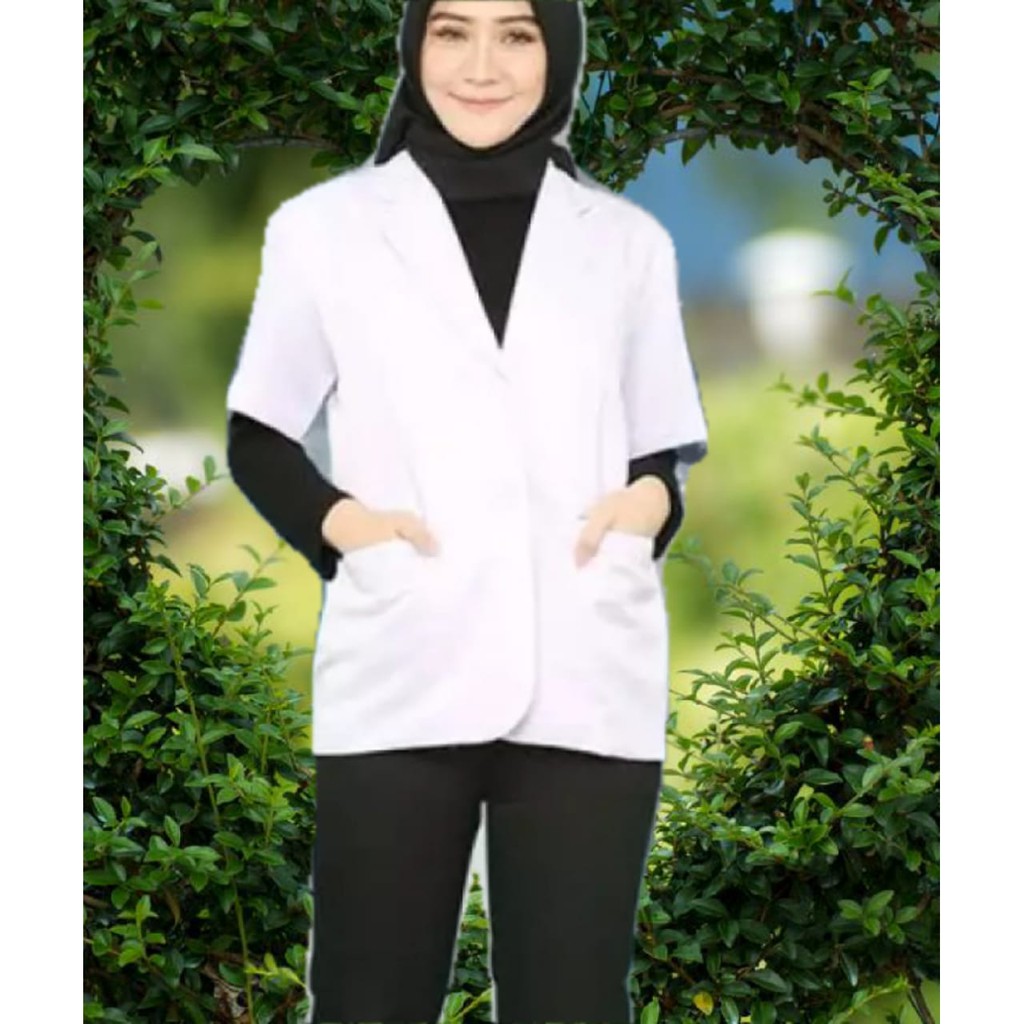 Blazer pendek putih wanita (snelli pendek)