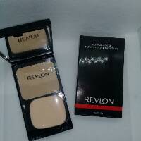 Revlon Natural - Finish Powdery foundation reffil 03 peach