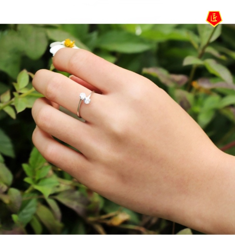 [Ready Stock]Women's Elegant Personality Silver Simple Moissanite Ring