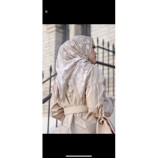 preloved Buttonscarves the british khaki