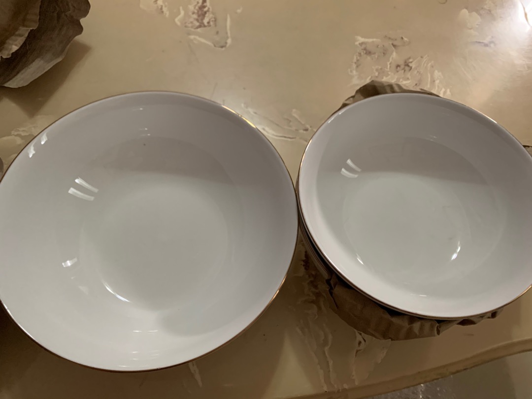 Mangkok Sayur Besar List Emas / Ukuran 9 Inch/ Mangkuk Saji Keramik