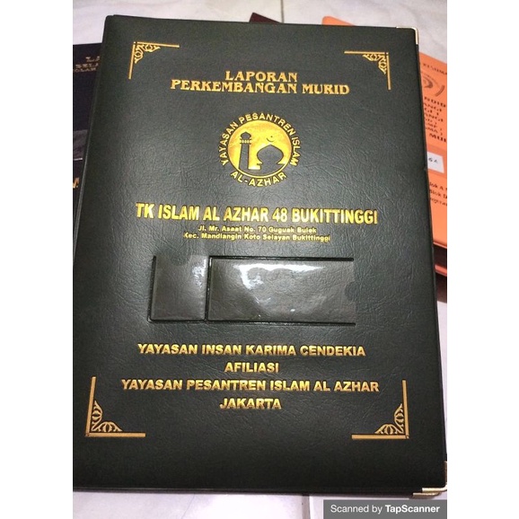 

MENERIMA JASA CETAK MAP RAPORT & IJAZAH POIL SABLON DLL MINIMAL ORDER 50 PCS