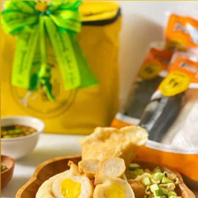 

Paket Hampers Lebaran 01 / Hampers Ramadhan Charityystore