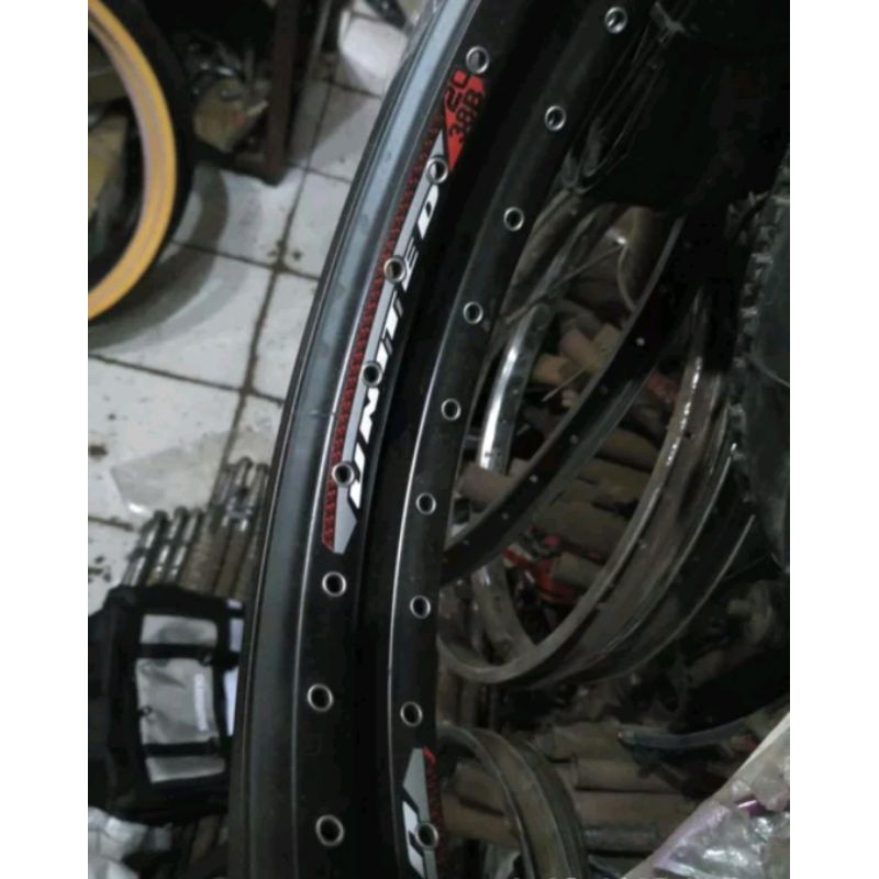 Velg rims sepeda lipat bmx 20 United 2038B 36h Hitam
