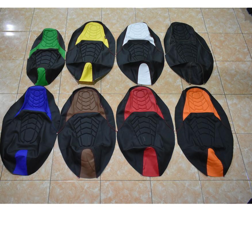Terbaru Sarung cover kulit jok variasi tanduk timbul motor vario beat scoopy nmax pcx aerox . . .