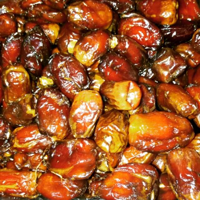 

Kurma 500 gram 1/2 kg Kiloan Snack Cemilan Enak Murah Oleh oleh Tasikmalaya
