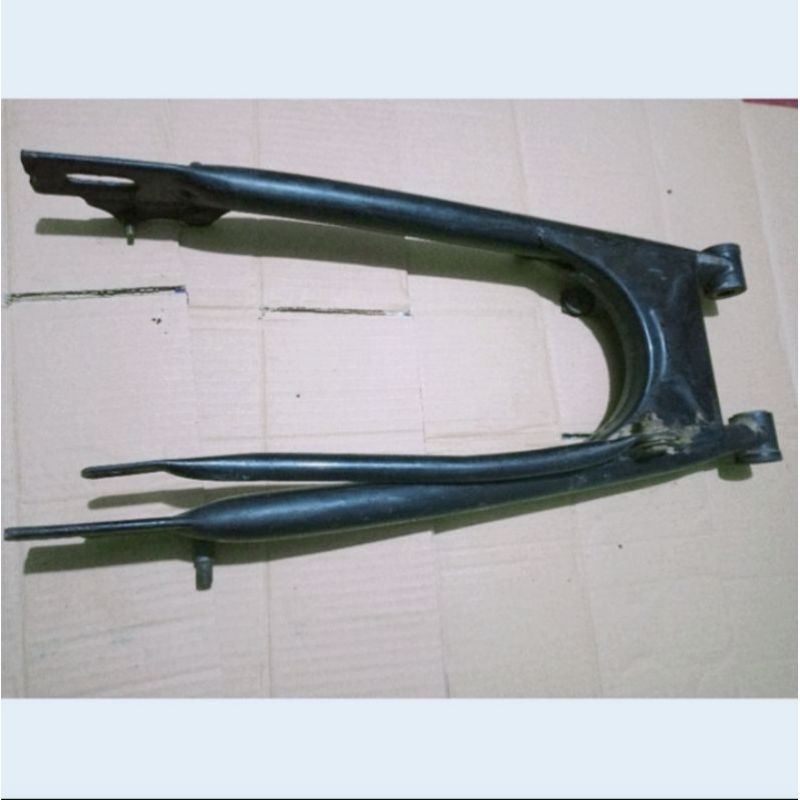 Swing Arm Suzuki Thunder 125 Original Copotan