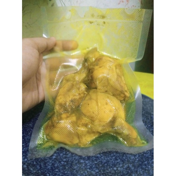 

AYAM UNGKEP BUMBU KUNING
