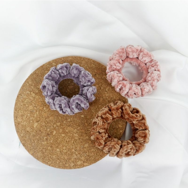 Scrunchies rajut velvet