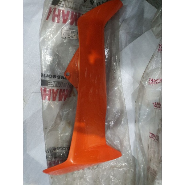 sayap luar kiri yamaha fizr warna oren orange original