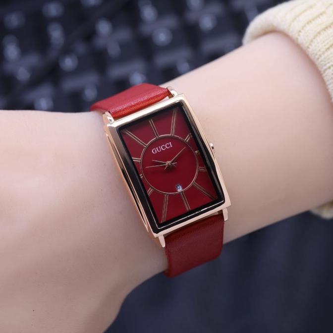 Jam tangan wanita gucci kulit tanggal