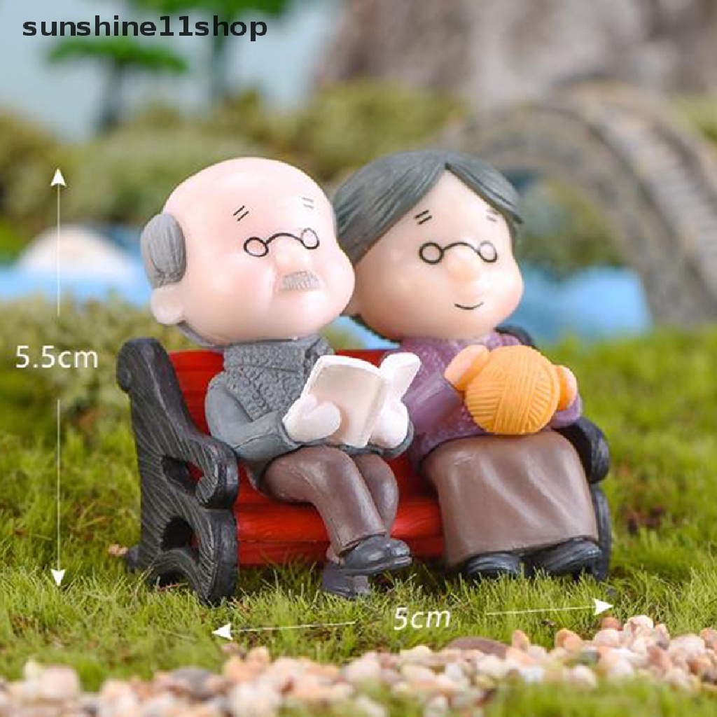 (SHO) 3pcs / set Miniatur Pasangan Kakek Nenek Bahan Resin Untuk Dekorasi Rumah