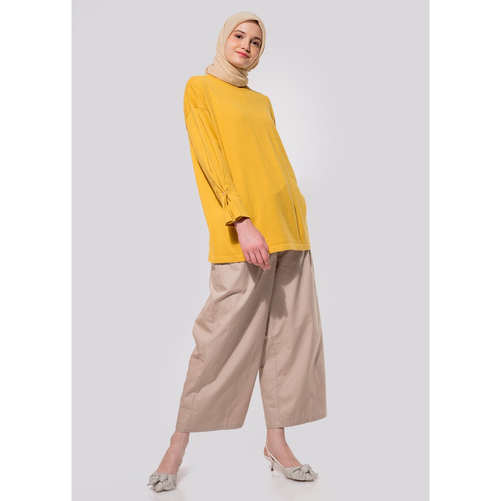 

Daira Sweater Mustard