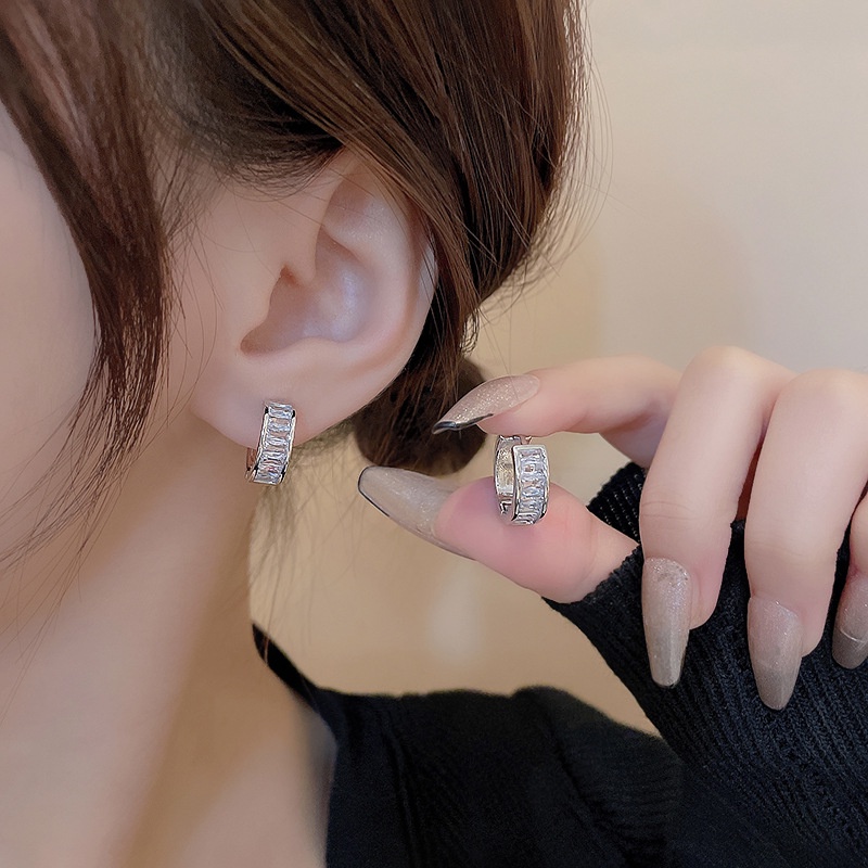 Anting Tusuk Sterling silver 925 Desain Lingkaran Hias Zircon Berkilau Untuk Wanita