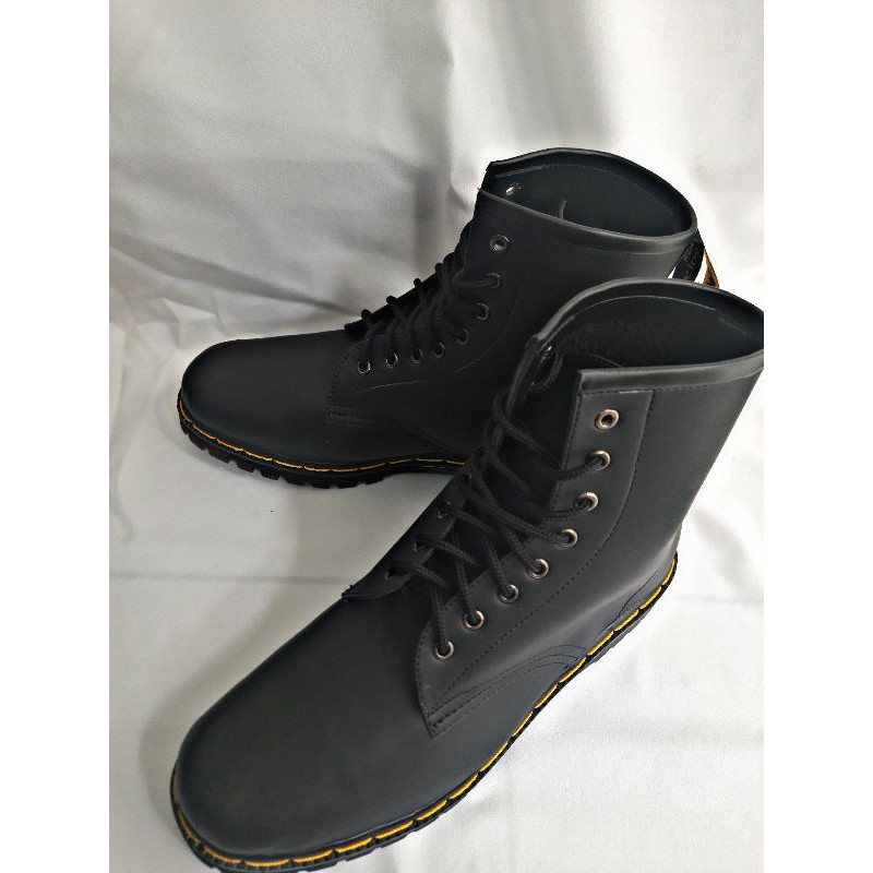 SEPATU Boots Dr.Martens  Pria Kulit paling MURAH BERKUALITAS