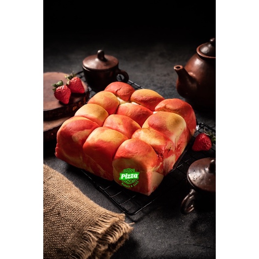 

Roti Sobek Strawberry / Roti sobek Stoberi / Roti Sobek