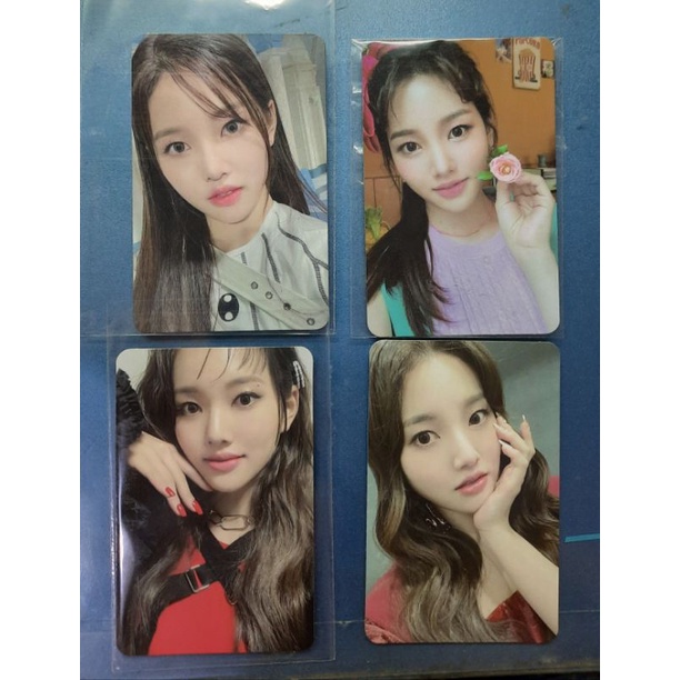 PHOTOCARD WEEEKLY SOOJIN PLAY GAME AWAKE PGA MYSELF VER. SEASON GREETING