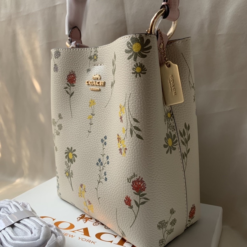 Coach Small Town Bucket Bag With Spaced Wildflower Print (C3598)