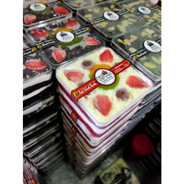 

Aneka dessert box