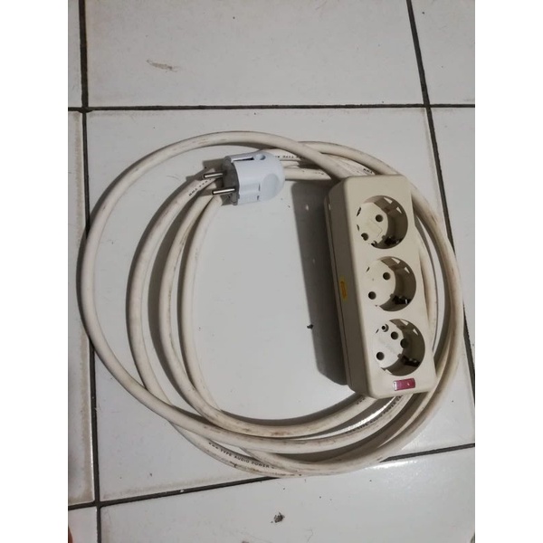 stop kontak + kabel 3m n 5m bagus / box kabel
