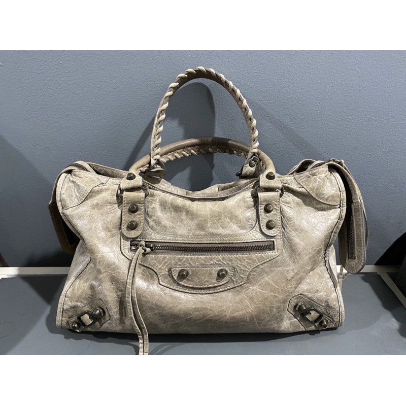 tas balenciaga medium preloved