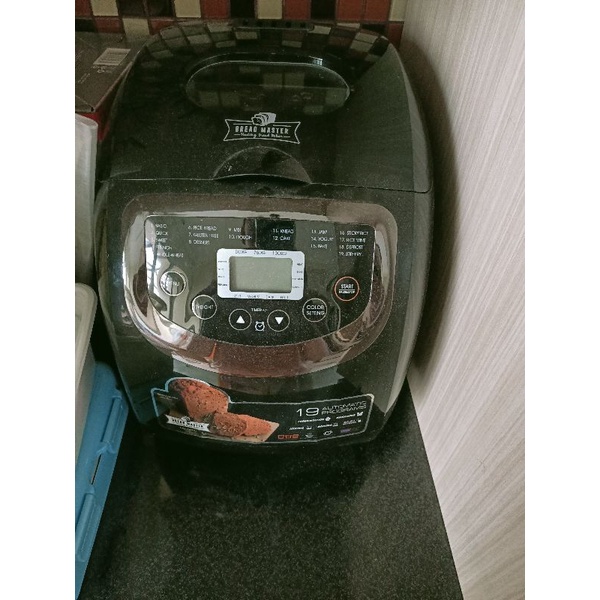 Mesin pembuat roti BreadMaker merk Bread Master Prelove