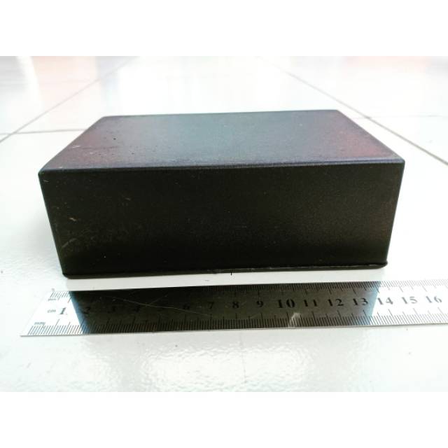 Box plastik hitam x5