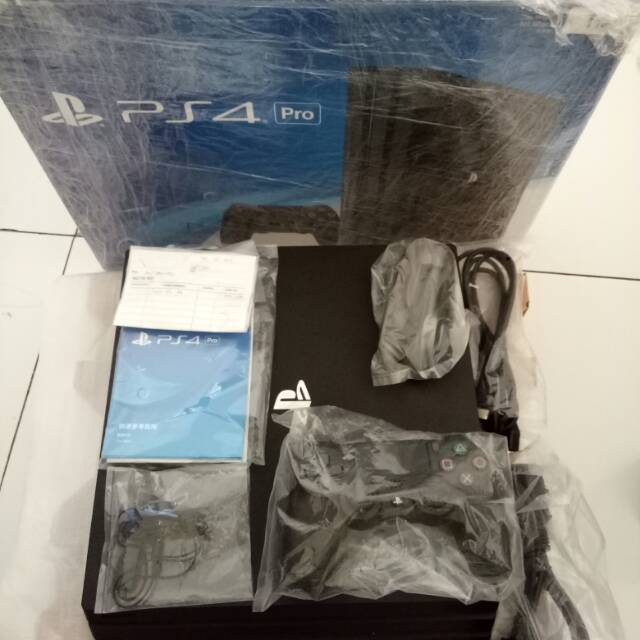 Ps4 pro cuh 7006B 1tb reg asia