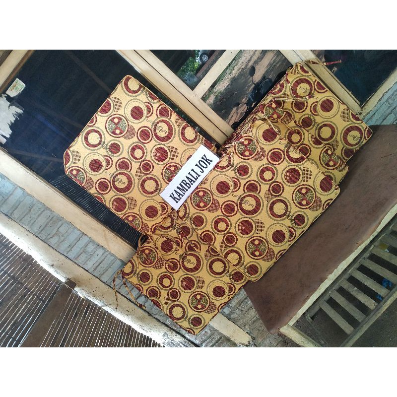 SARUNG + isi BUSA jok bantalan dudukan kursi TAMU ( MOTIF minimalis ),,HARGA 1 SET FORMASI 2-2-1-1 t