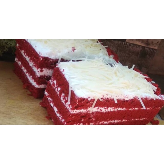 

Red Velvet Cake Topping Keju