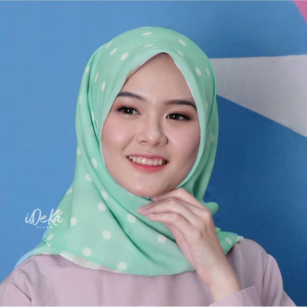 Hijab Fashion Motif IDEKA Persegi Murah