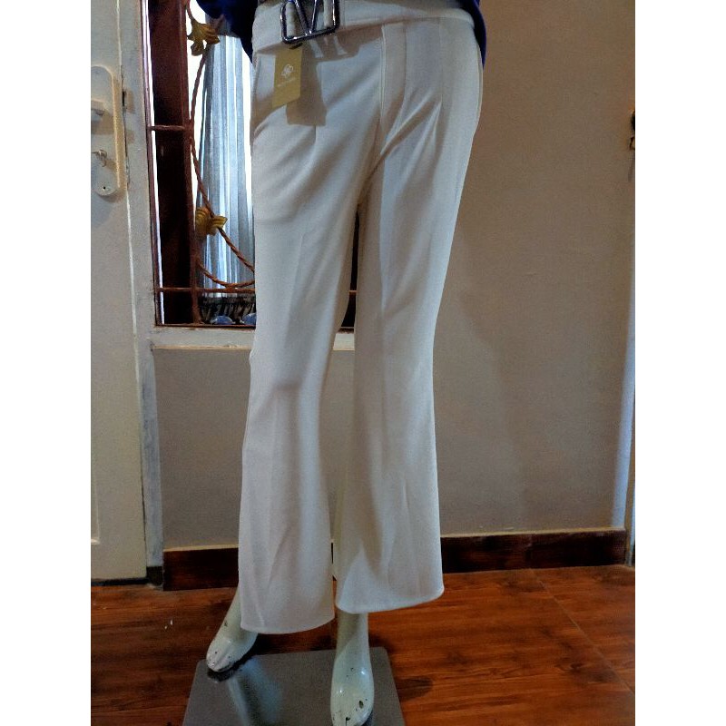 CELANA CUTBRAY PUTIH