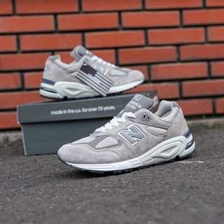 new balance 990 version 2